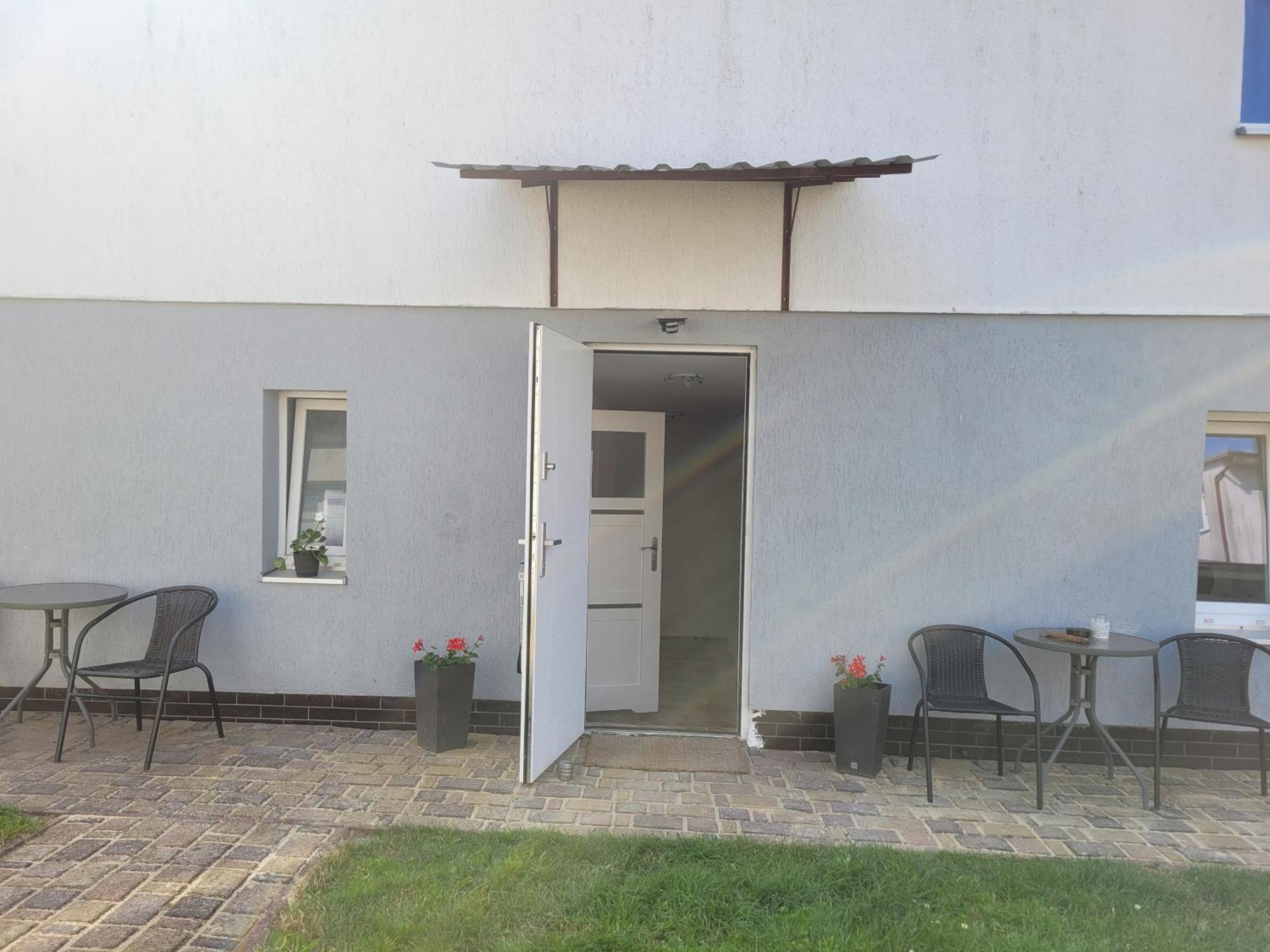 Pokoje Goscinne Galeon W Darlowku Ujście-Darłowskie Buitenkant foto
